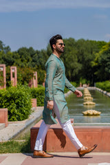 VAANA : Mangalgiri Knee-Length Kurta